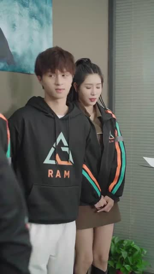 《荣光与共至梦尽》（30集）看短剧精彩全集不停