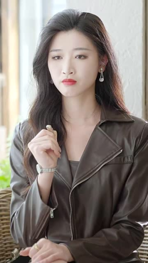 《大嫂华丽归来》（72集）精彩短剧免费一追到底