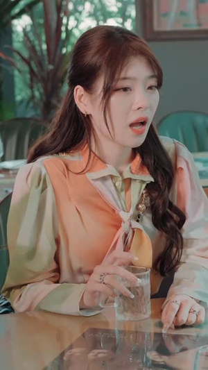 《重生归来丑妻杀回顶流》（100集）爆款短剧免费全集畅看