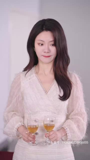 《总裁别装了，夫人知道你是千亿大佬了》（98集）在线追短剧全集免费