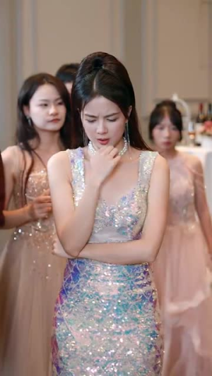 《父亲婚礼女儿打假后妈》（70集）免费看短剧完整版来袭