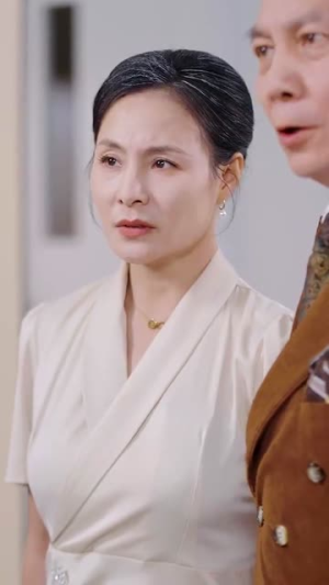 《老公寿宴上我官宣离婚》（70集）短剧全集免费随心看