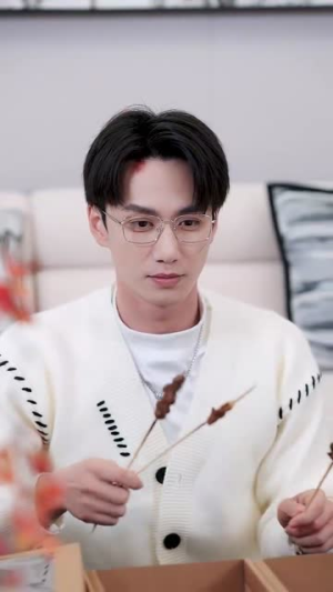 《传闻陆总爱我如命》（66集）一口气追完短剧