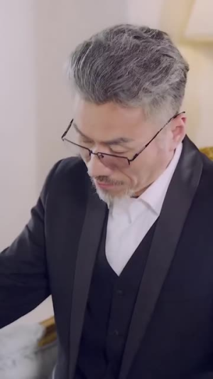 《欧秘书对我下手了》（24集）免费畅享短剧全集追