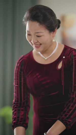 《闪婚老公太霸道》（100集）免费短剧全集轻松看