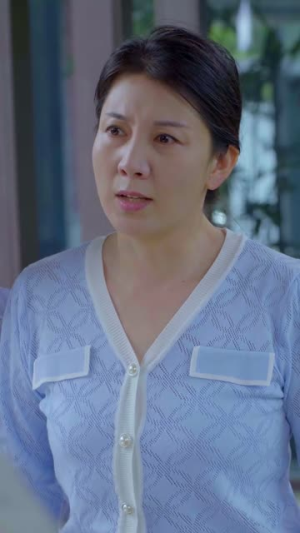 《我救了美女大明星老婆》（70集）免费看短剧全集畅享