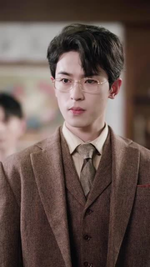 我竟是影帝的白月光(82集) 我竟是影帝的白月光(82集)好看上头短剧