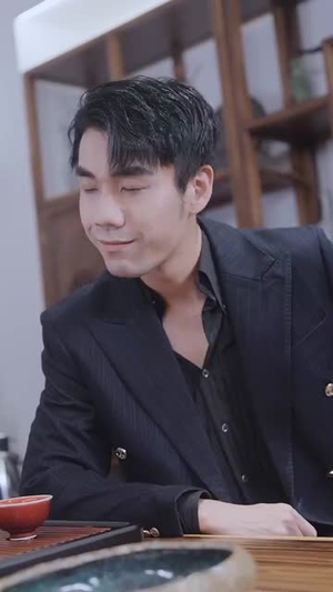 《拥她入怀》（64集）免费畅享短剧全集盛宴