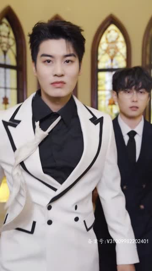 《夏秘书，请闭嘴》（98集）免费在线短剧看全篇