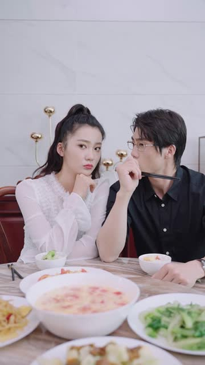 《闪婚宠妻进行时》（40集）短剧精彩剧情全集在线赏