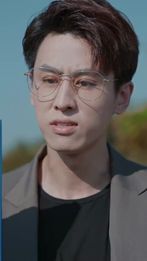 重生后我在商界席卷风云(100集) 重生后我在商界席卷风云(100集)分享热门短剧