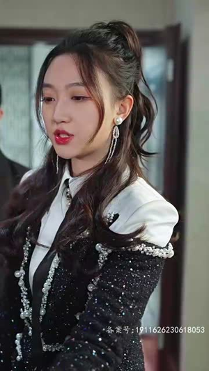 《新婚夜，傻子老公抱紧了我》（94集）短剧热播在线追爽剧