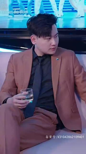 《许你万千宠爱》（89集）免费短剧全集随心看