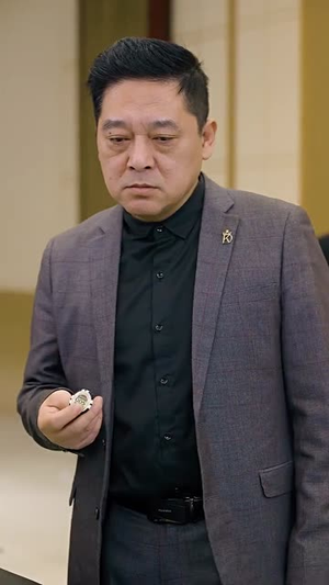 《女王》（65集）在线短剧免费追不停