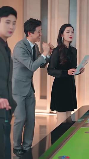 《替嫁新娘亿万老公宠上天》（81集）短剧全集免费畅享观看