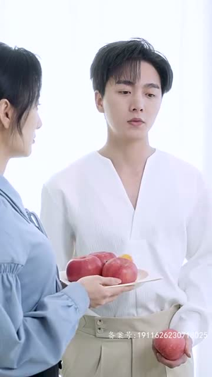 《一夜五宝，三个大佬抢着当爹地》（100集）看短剧全集欢乐不停