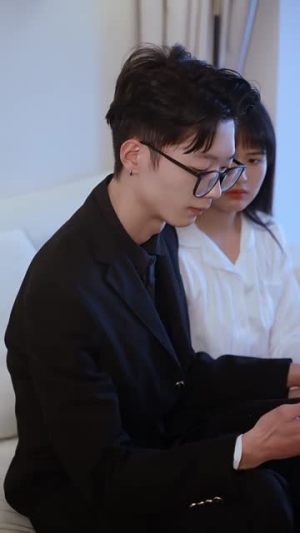 爱的小确幸(30集) 爱的小确幸(30集)最火的短剧