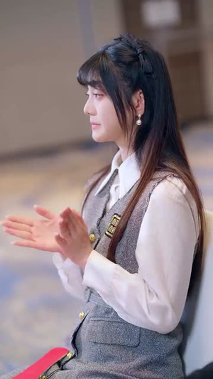 《家人们读我心声后人设崩塌》（70集）看短剧爆笑剧情乐不停