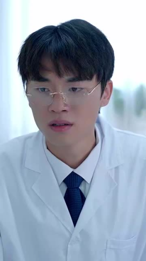 《厉总夫人说爱已迟暮》（100集）在线看短剧畅享不停