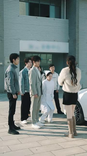 《只差两分钟》（30集）在线追短剧免费全集看