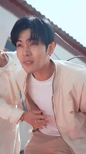 《尘埃里的星光》（58集）短剧全集免费在线速览