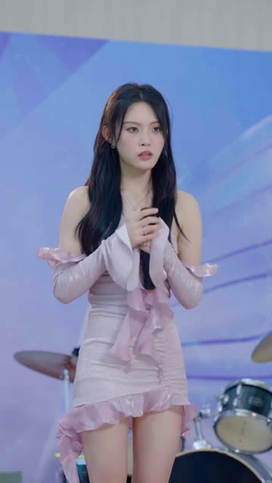 《龙隐芳邻房客小姐请自重》(76集)在线短剧一集不落追完