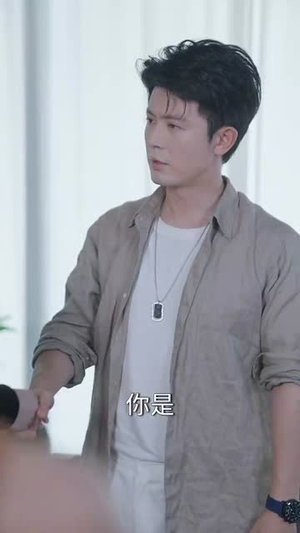 《股神只有我能看到隐藏信息》（79集）免费短剧全集一睹为快