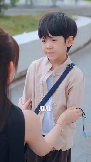 《我有八个姐姐但是她们都是弟控》(83集)免费短剧全集尽情观看