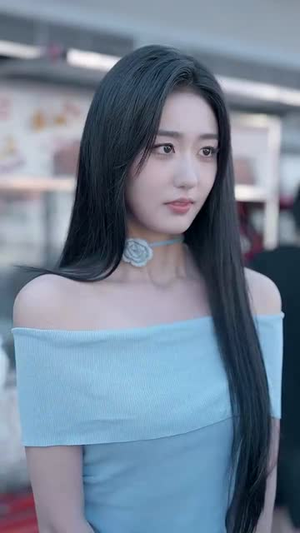 《逆袭从阿姨家开始》(73集)超燃短剧在线看个够