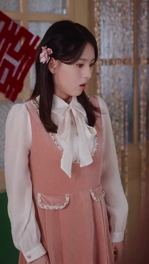 《开局退婚空间小人不停搬搬搬》（82集）免费看短剧全集不卡顿