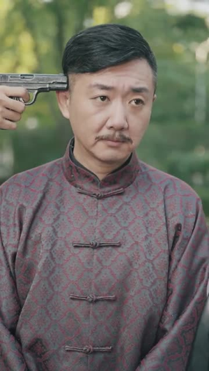 督军归来!小奶团背着黄金来旺家(60集) 督军归来!小奶团背着黄金来旺家(60集)好看上头的短剧