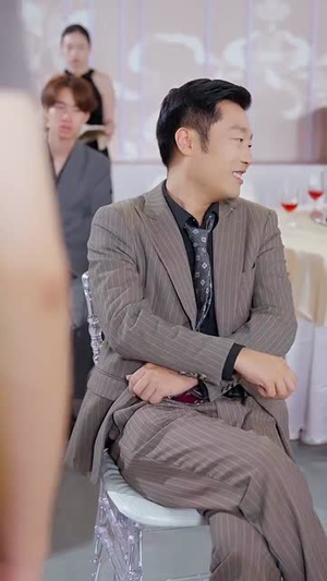 《物价贬值天堂即是深渊》（61集）短剧免费全集畅快看