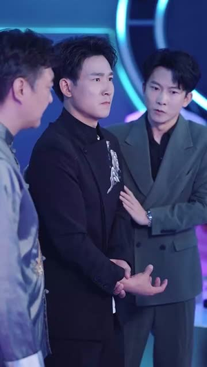 《绑定花钱不还价系统校花女友惊呆了》（102集）短剧精彩一集不落追