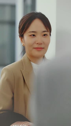 《我的破烂老公有亿点马甲》（70集）免费短剧全集欢乐追