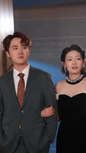 《万界收租，女帝也得上供》（60集）一口气追完短剧全集