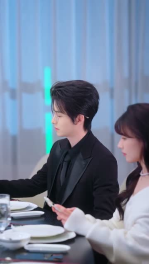 《越夜越野》（74集）短剧精彩全集免费追看