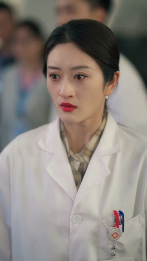 《实习医生会转移疼痛，我反手转移》（75集）精彩短剧免费在线看全集