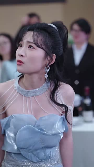 《落日朝霞染芳华》（70集）热门短剧全集在线追看