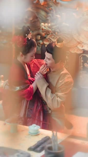 《我靠宫心秘籍勇闯后宫》（77集）热门短剧免费在线追看